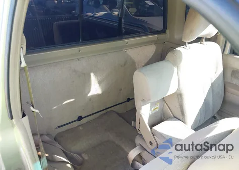 2000 Nissan Frontier Xe z USA, uszkodzony, nr VIN 1N6DD26S5YC348622